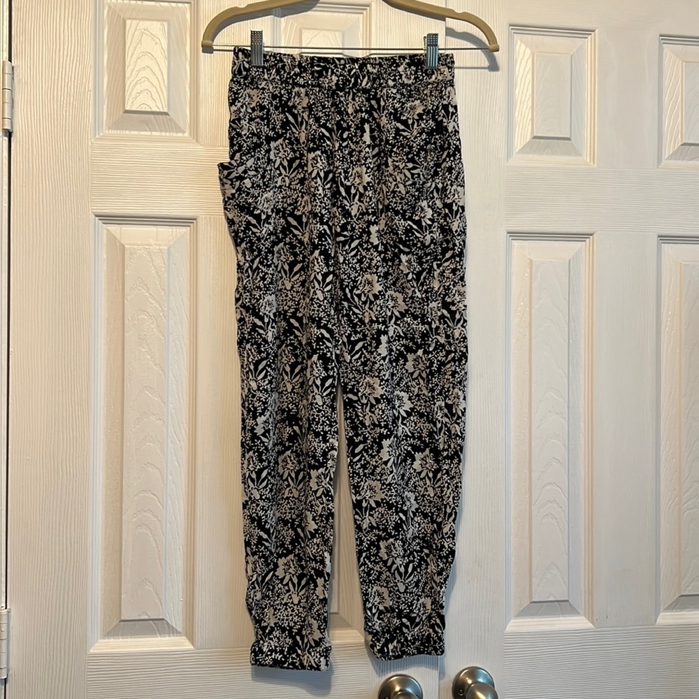 Amuse Society linen jogger pants, size M